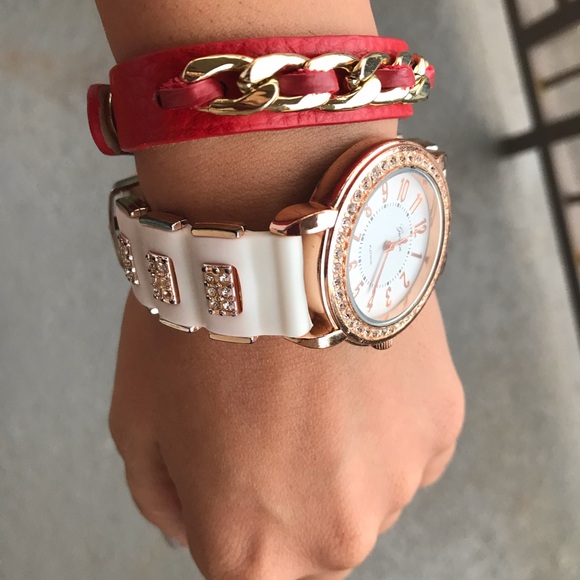 Red & White Set - Picture 2 of 5